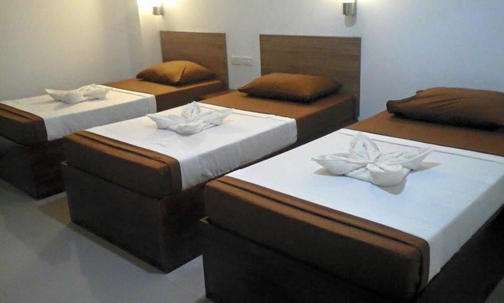 Reddoorz Plus Near Vigan City Commercial Center Extérieur photo