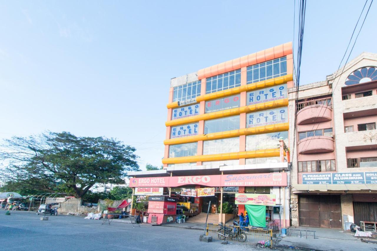 Reddoorz Plus Near Vigan City Commercial Center Extérieur photo