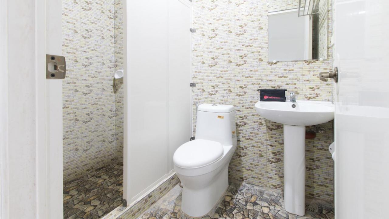 Reddoorz Plus Near Vigan City Commercial Center Extérieur photo