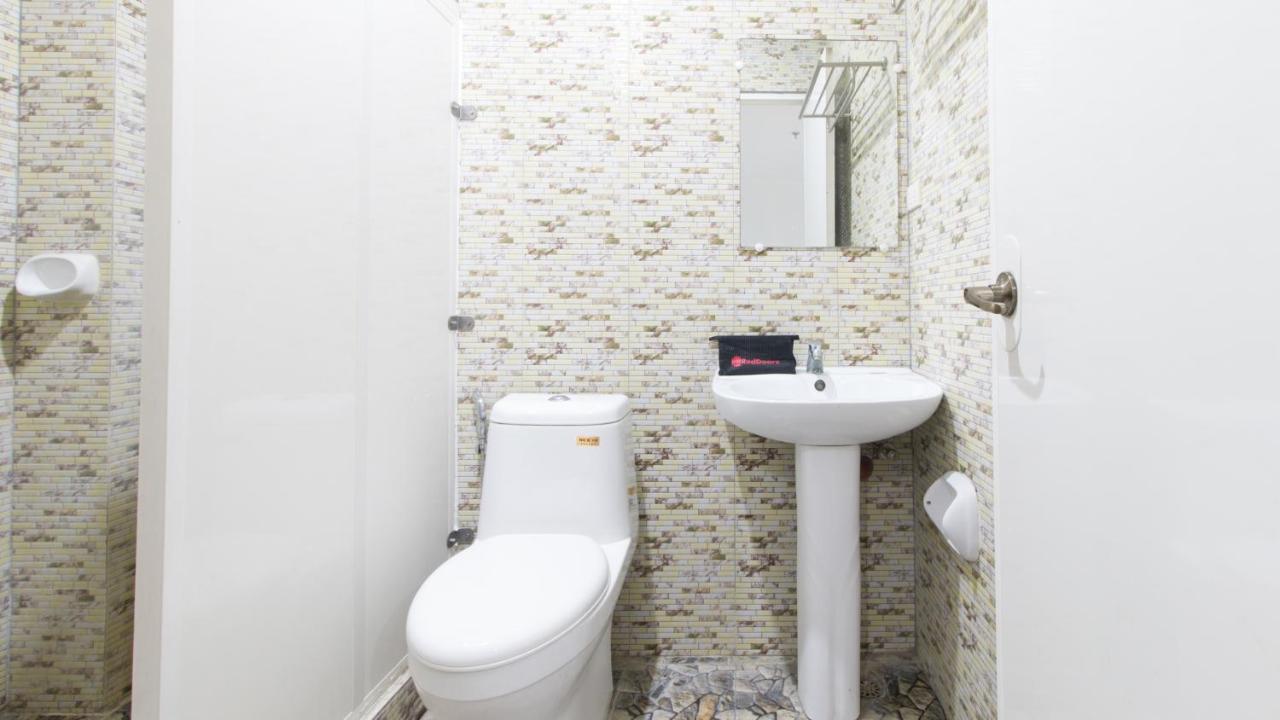 Reddoorz Plus Near Vigan City Commercial Center Extérieur photo