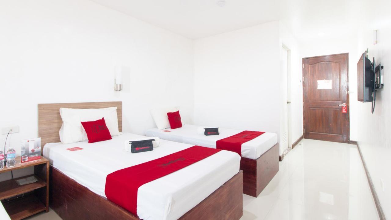Reddoorz Plus Near Vigan City Commercial Center Extérieur photo