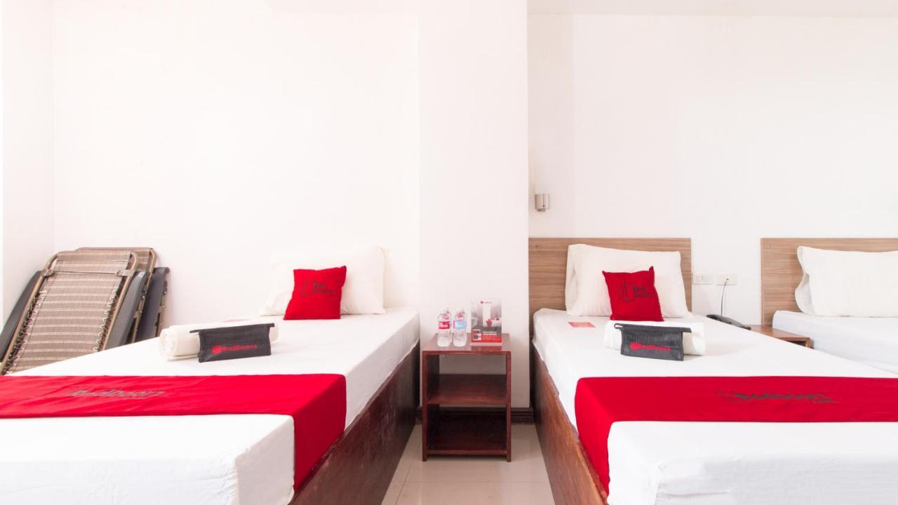Reddoorz Plus Near Vigan City Commercial Center Extérieur photo