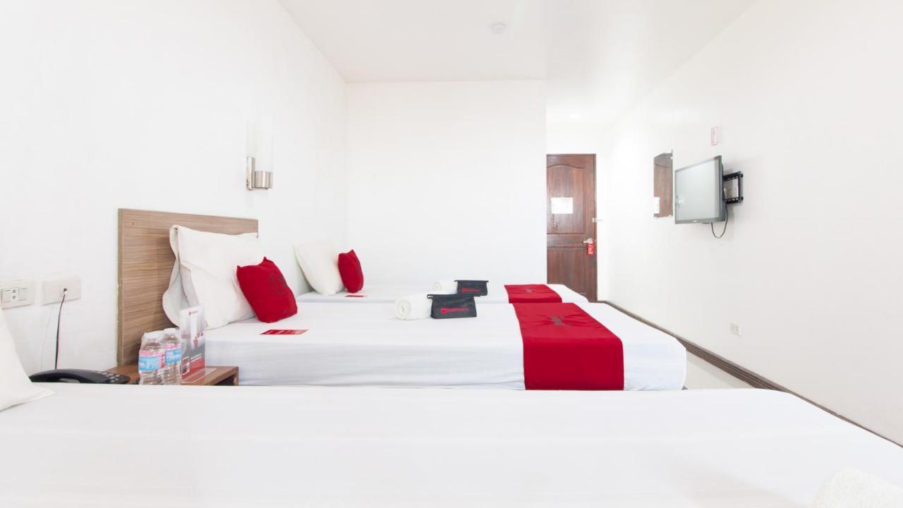 Reddoorz Plus Near Vigan City Commercial Center Extérieur photo