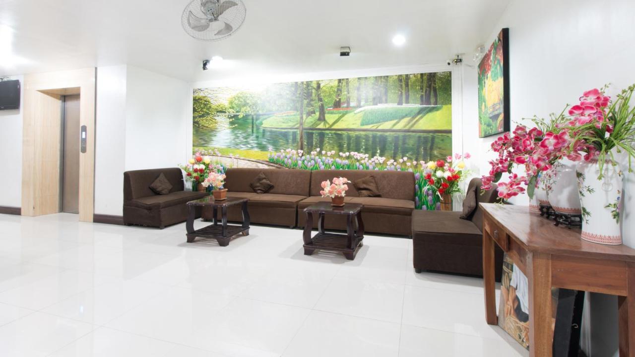 Reddoorz Plus Near Vigan City Commercial Center Extérieur photo