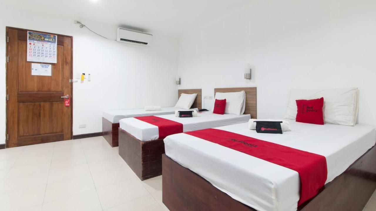 Reddoorz Plus Near Vigan City Commercial Center Extérieur photo