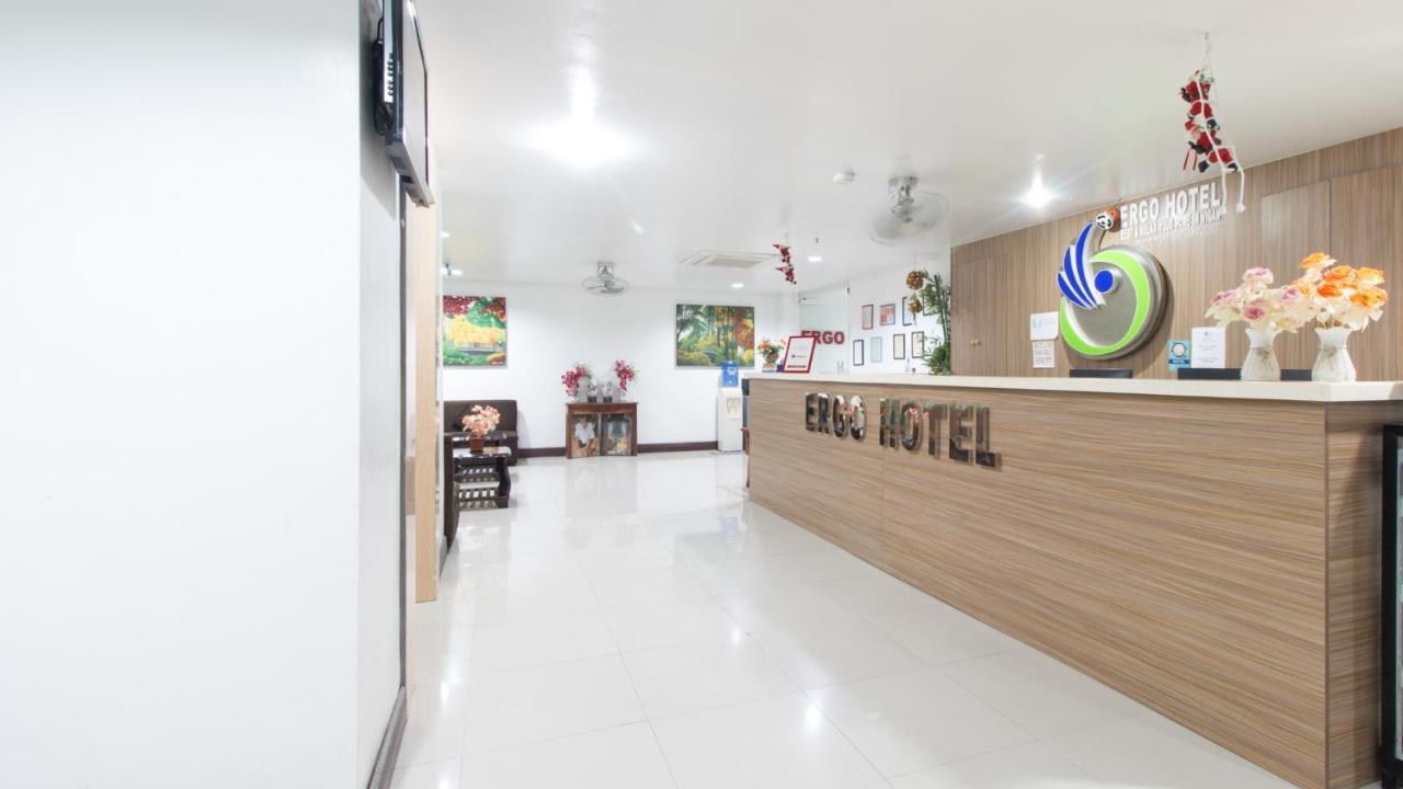 Reddoorz Plus Near Vigan City Commercial Center Extérieur photo